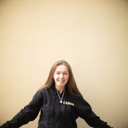 j Lørdag, 13. Desember, kl 13:00